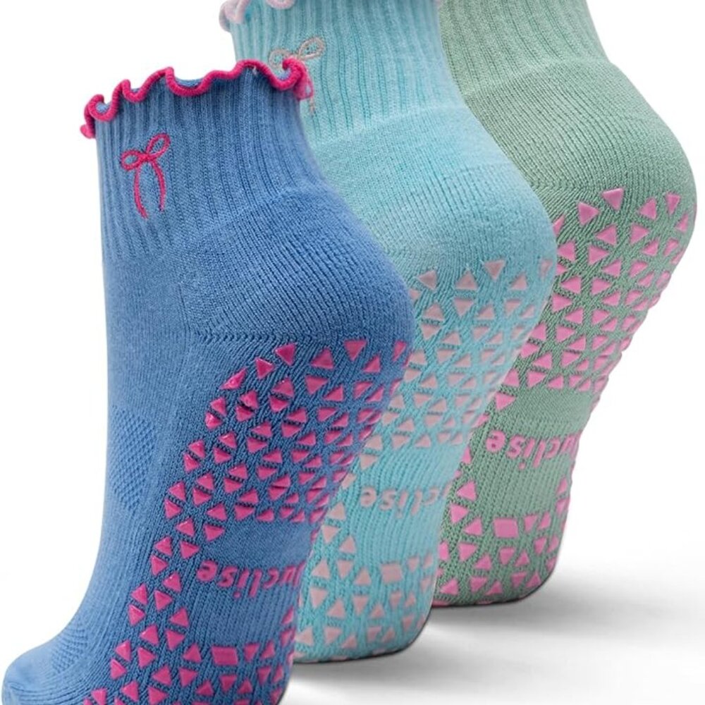 Juclise HexaGrip Pilates / Yoga Ruffle Ankle Grip Socks Size Med New in package
